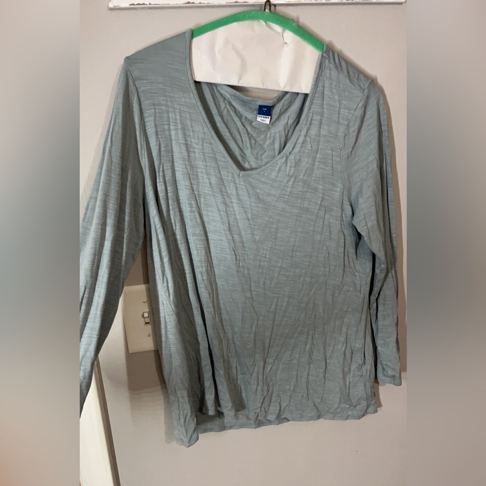Women’s Old navy long sleeve shirt size large